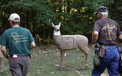 Bowhunters must qualify at an orientation before participating in a hunt.